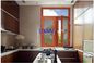 Cửa sổ và cửa gỗ chắc chắn tiết kiệm năng lượng cho nhà phố